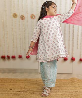 Off white printed cotton kurti set 5