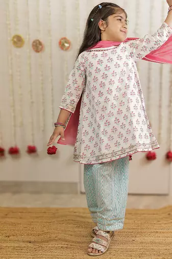 Off white printed cotton kurti set