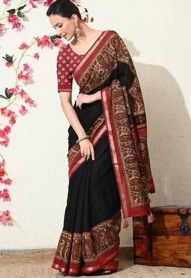 black paisley print viscose  saree with unstitched blouse piece 4