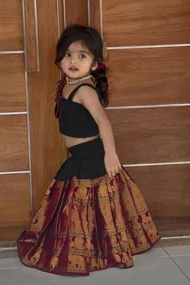 black narayanipattu skirt and top 3