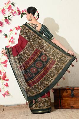 red paisley print viscose  saree with unstitched blouse piece 4