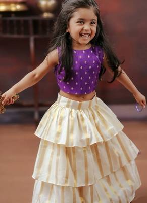 Violet and white kasavu wear skirt and top set 4