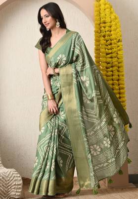 green floral printed cotton silk saree with unstitched blouse piece 3