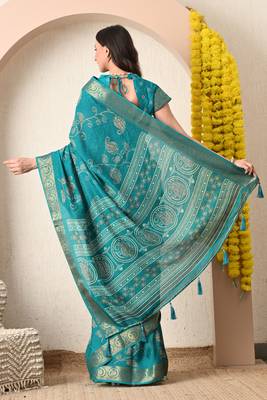 teal paisley print cotton silk saree with unstitched blouse piece 3