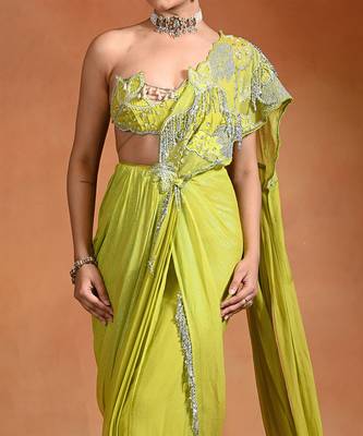 Lime green embroidered organza georgette saree set 2