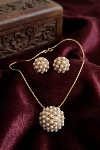 Antique gold plated pearl pendant necklace set with earrings | indian ethnic bollywood festival jewelry