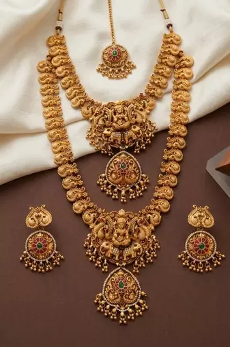 South indian temple jewelry set: lakshmi long haram necklace, choker, earrings & maang tikka bridal set