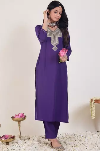 Ethnic Motifs Embroidered Thread Work Kurta With Trouser