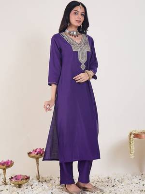 Ethnic Motifs Embroidered Thread Work Kurta With Trouser 3