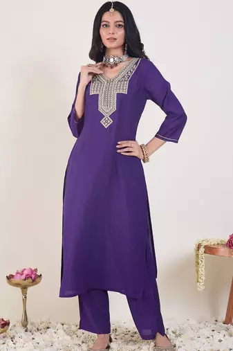 Ethnic Motifs Embroidered Thread Work Kurta With Trouser