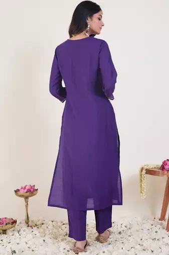 Ethnic Motifs Embroidered Thread Work Kurta With Trouser