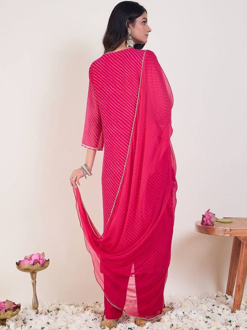 Ethnic Motifs Embroidered Regular Sequinned Kurta With Trousers & Dupatta