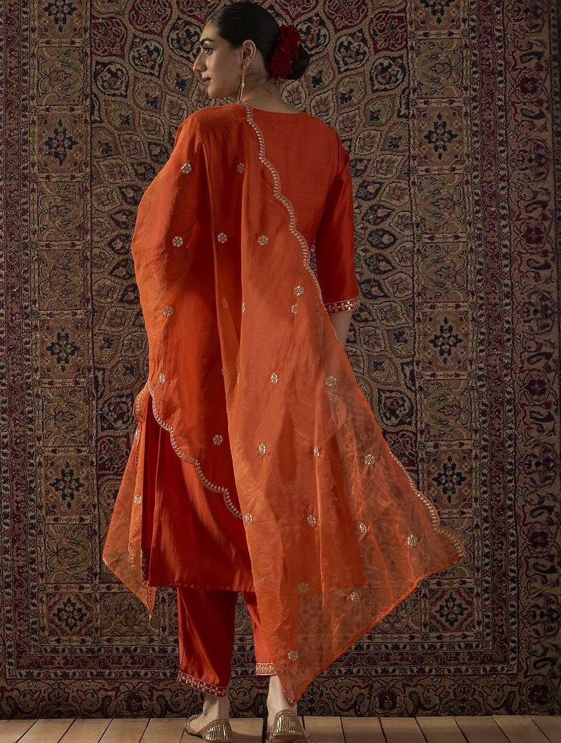 Ethnic Motifs Embroidered Thread Work Kurta With Trousers & Dupatta
