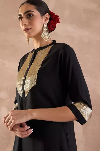 Embroidered Sequinned Straight Kurta With Trousers