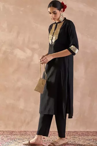 Embroidered Sequinned Straight Kurta With Trousers