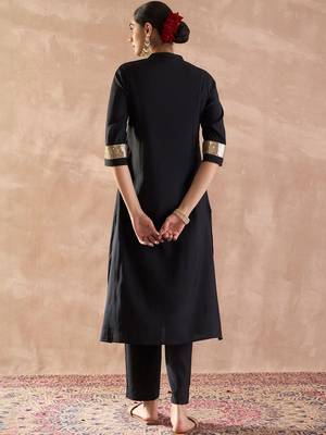Embroidered Sequinned Straight Kurta With Trousers 5