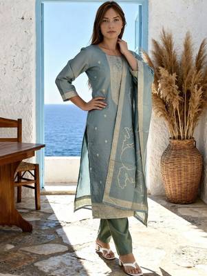 Women Regular Kurta with Trousers & With Dupatta 1