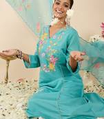 Floral Embroidered Panelled Thread Work A-Line Kurta With Trousers & Dupatta