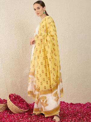 Women Floral Printed Regular Thread Work Pure Cotton Kurta with Trousers & With Dupatta 5