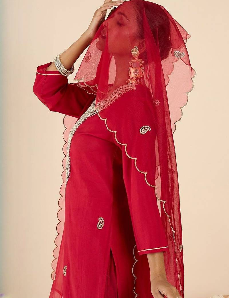 Women Ethnic Motifs Embroidered Regular Kurta with Trousers & With Dupatta