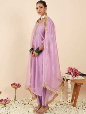 Women Ethnic Motifs Embroidered Regular Thread Work Kurta with Trousers & With Dupatta 2