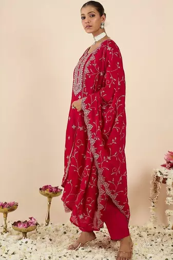 Floral Embroidered Round Neck Regular Straight Kurta With Trousers & Dupatta
