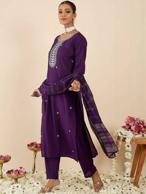Women Ethnic Motifs Embroidered Regular Thread Work Kurta with Trousers & With Dupatta 4