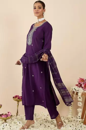 Women Ethnic Motifs Embroidered Regular Thread Work Kurta with Trousers & With Dupatta