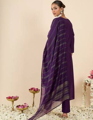 Women Ethnic Motifs Embroidered Regular Thread Work Kurta with Trousers & With Dupatta 5