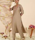 Women Floral Panelled Thread Work Raw Silk Kurta with Trousers & With Dupatta