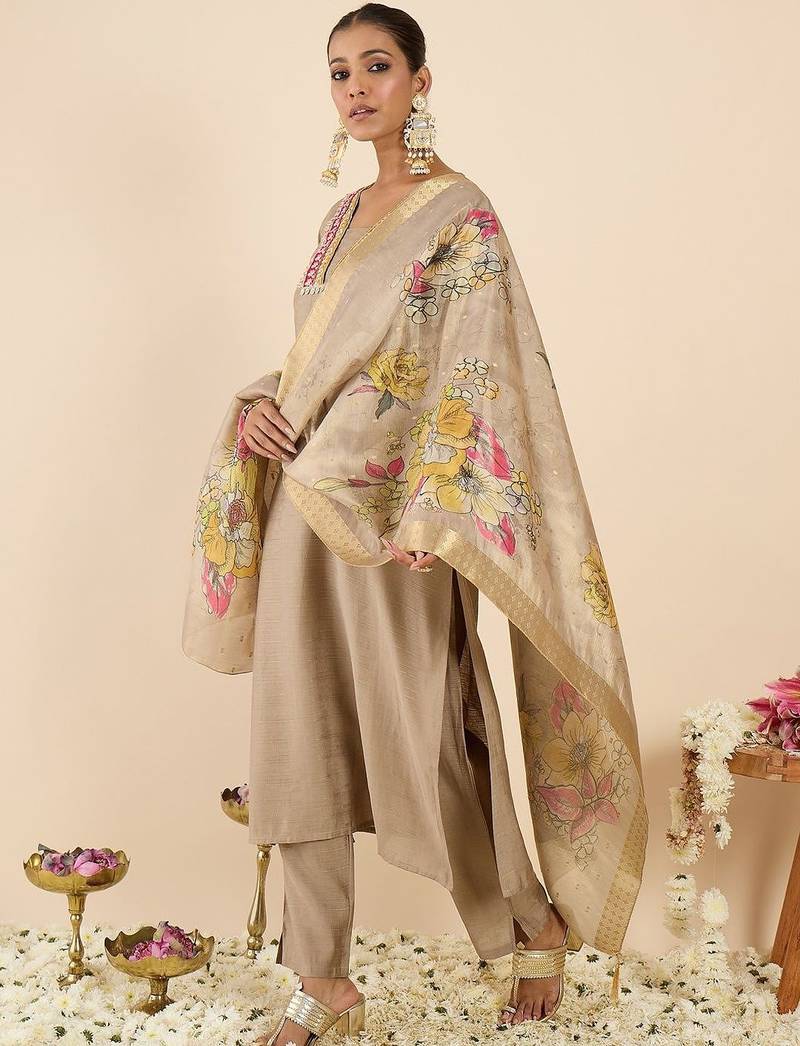 Women Floral Panelled Thread Work Raw Silk Kurta with Trousers & With Dupatta
