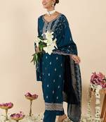 Women Ethnic Motifs Embroidered Regular Kurta with Trousers & With Dupatta