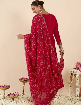 Women Ethnic Motifs Embroidered Regular Thread Work Kurta with Trousers & With Dupatta 6
