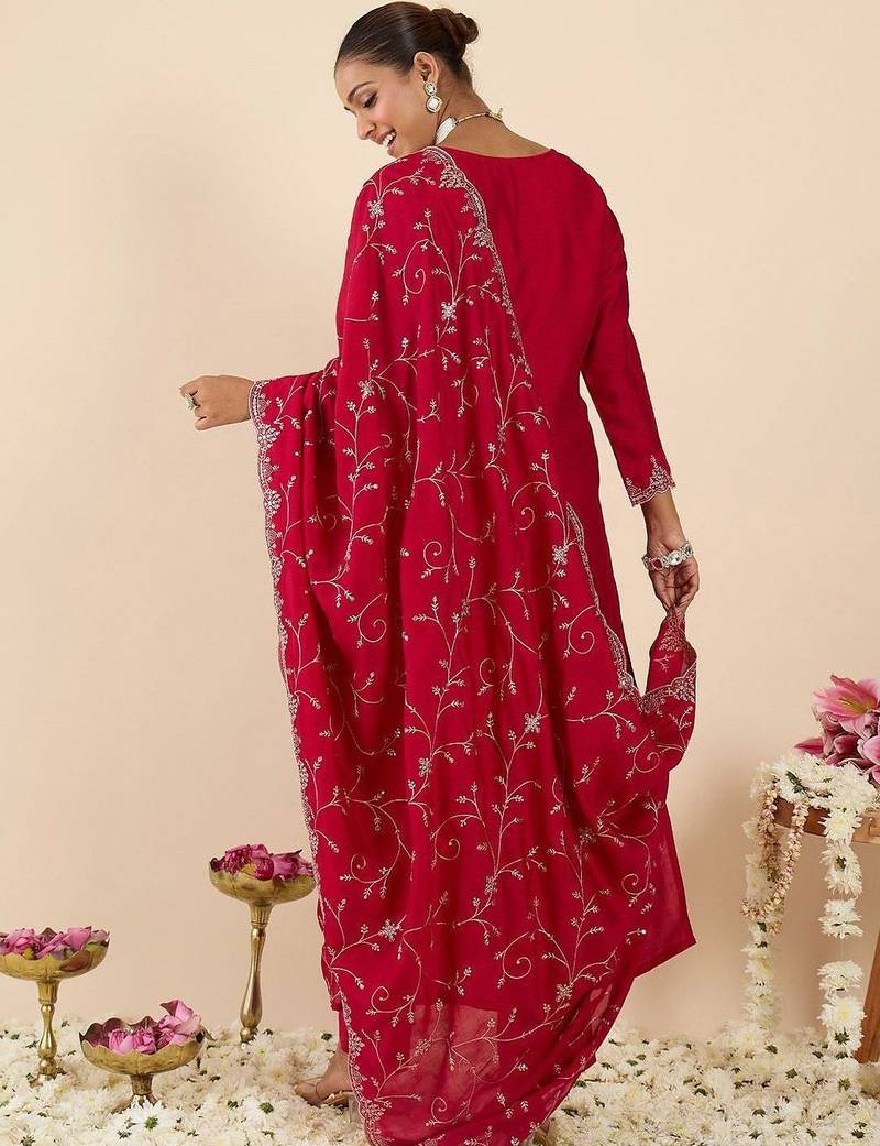 Women Ethnic Motifs Embroidered Regular Thread Work Kurta with Trousers & With Dupatta