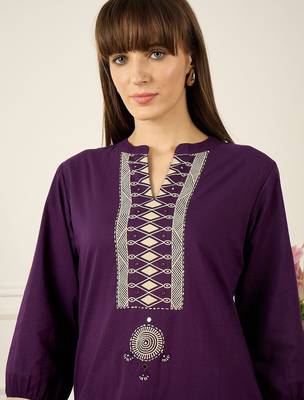 Women Ethnic Motifs Printed Regular Pure Cotton Kurta with Trousers 2
