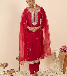 Women Ethnic Motifs Embroidered Regular Thread Work Kurta with Trousers & With Dupatta