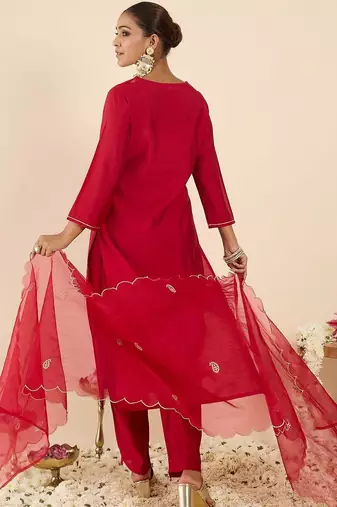 Women Ethnic Motifs Embroidered Regular Thread Work Kurta with Trousers & With Dupatta
