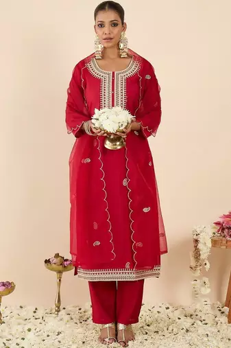 Women Ethnic Motifs Embroidered Regular Thread Work Kurta with Trousers & With Dupatta