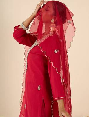 Women Ethnic Motifs Embroidered Regular Thread Work Kurta with Trousers & With Dupatta 6