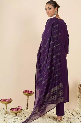 Women Ethnic Motifs Embroidered Regular Thread Work Kurta with Trousers & With Dupatta