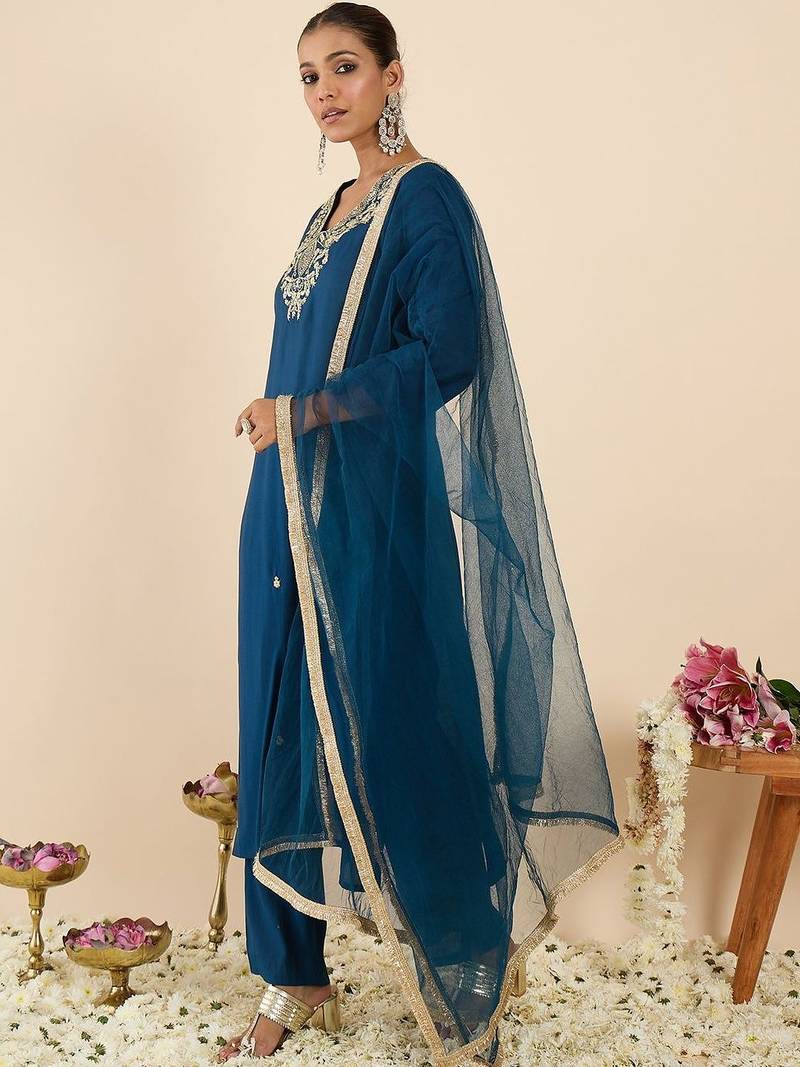 Women Ethnic Motifs Embroidered Regular Kurta with Trousers & With Dupatta