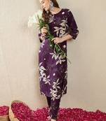 Women Floral Printed Regular Kurta with Trousers