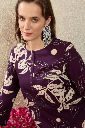 Women Floral Printed Regular Kurta with Trousers