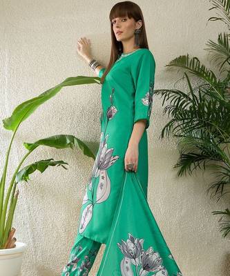 Women Floral Printed Regular Thread Work Kurta with Trousers & With Dupatta 4