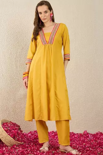 Women Empire Gotta Patti Kurta with Trousers