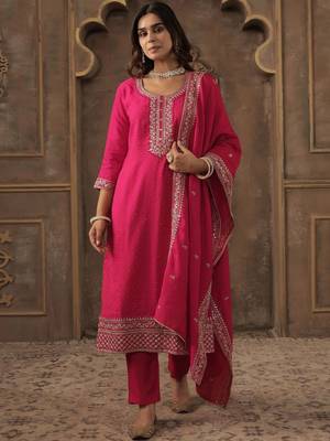 Ethnic Motifs Embroidered Chanderi Cotton Kurta With Trousers & Dupatta 4