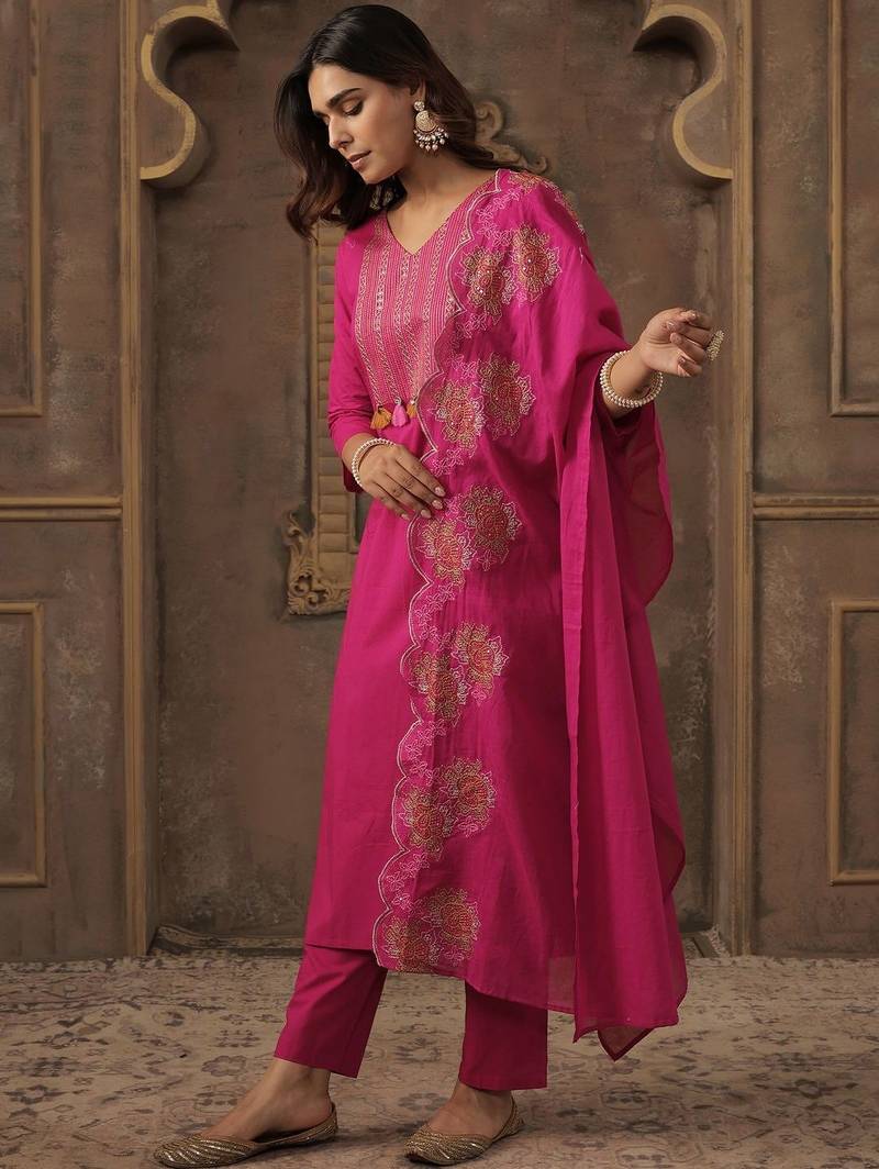 Ethnic Motifs Embroidered Thread Work Pure Cotton Kurta With Trousers & Dupatta
