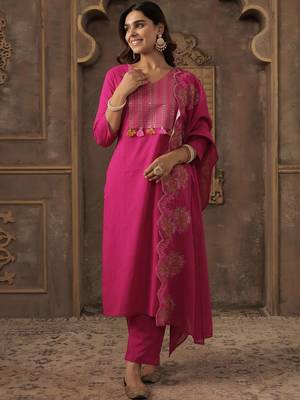 Ethnic Motifs Embroidered Thread Work Pure Cotton Kurta With Trousers & Dupatta 6