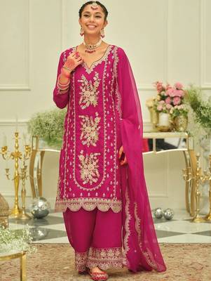 Ethnic Motifs Embroidered Thread Work Kurta With Patiala & Dupatta 1