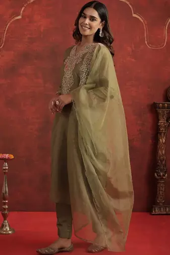 Ethnic Motifs Embroidered V-Neck Straight Kurta With Trousers & Dupatta